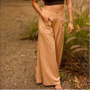 ❤️ Free People Blissed Out Wide Leg Pants ❤️
